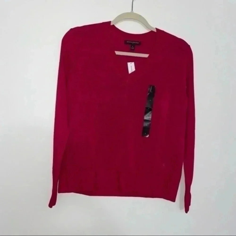 Banana Republic v neck sweater Small